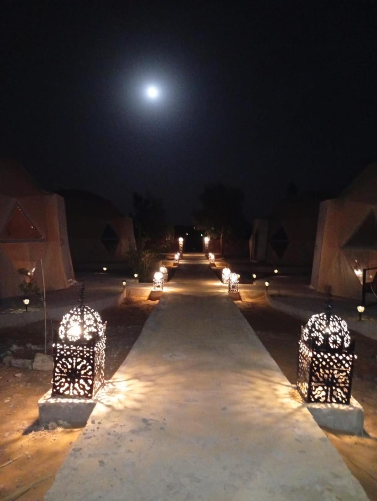 Hotel Restcamp Ergchebbi à Merzouga Extérieur photo