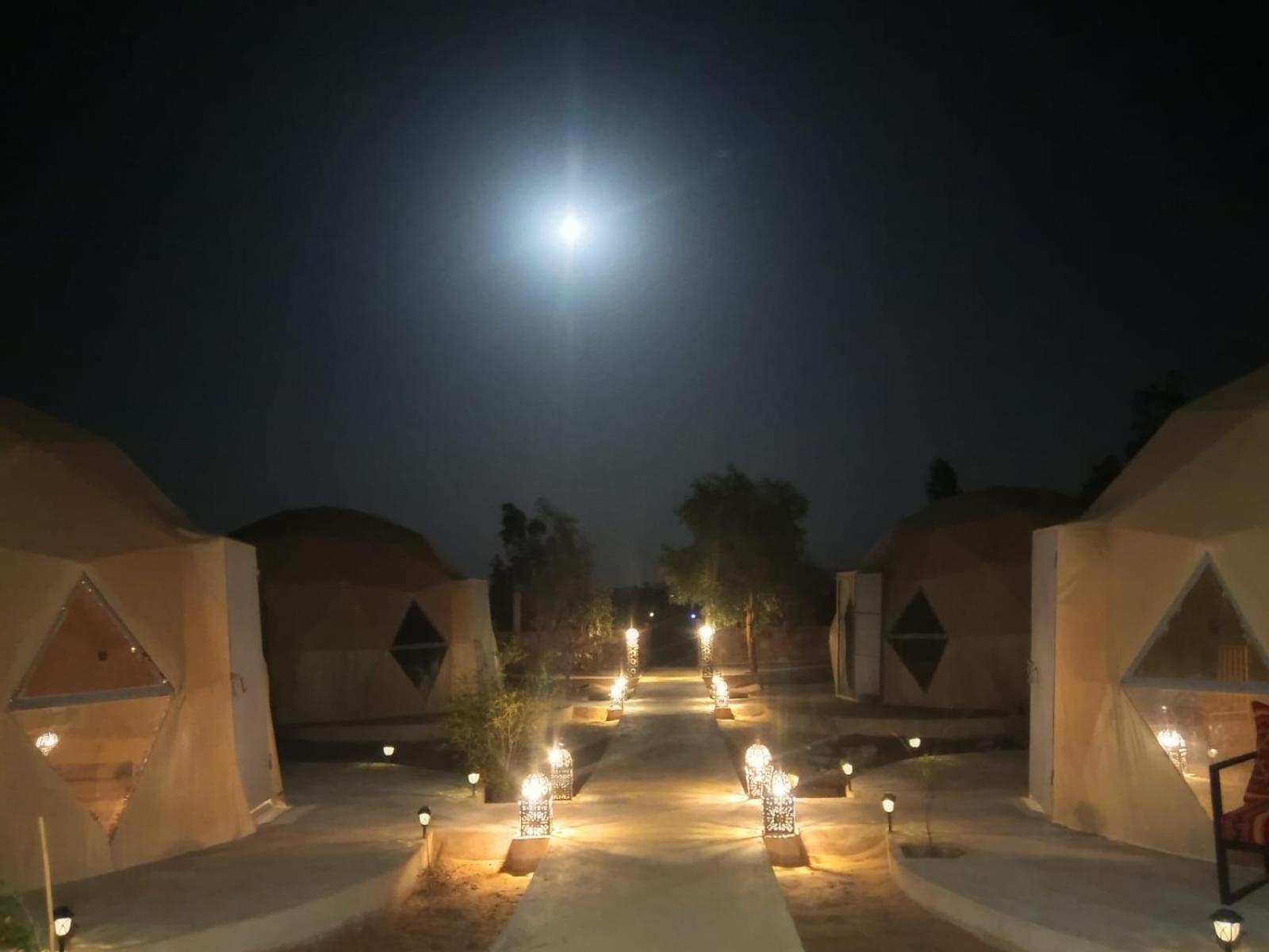 Hotel Restcamp Ergchebbi à Merzouga Extérieur photo